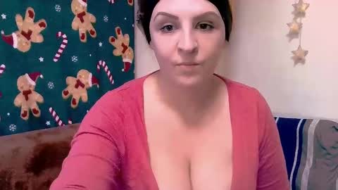 niki_leex online show from 12/15/24, 03:50