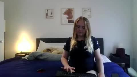 PhatAssBlond online show from 12/24/24, 07:05