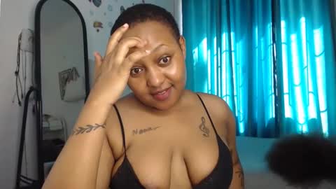 pretty_annah online show from 11/20/24, 11:36