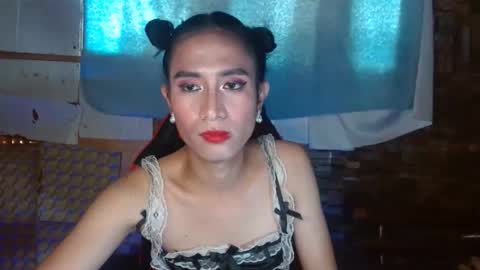 rhianesassy online show from 11/29/24, 01:44