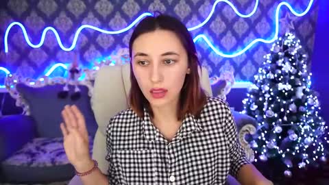 roxy_rayy online show from 12/10/24, 02:53