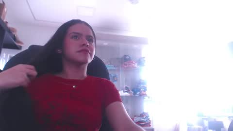 samantha_giraldo1 online show from 11/24/24, 08:27