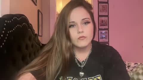 samanthafever online show from 02/08/25, 03:55