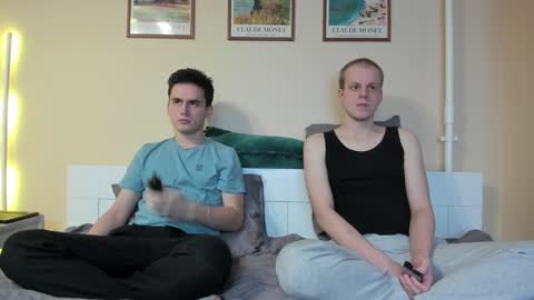 Thomas brunette and Alex blond online show from 12/06/24, 04:49