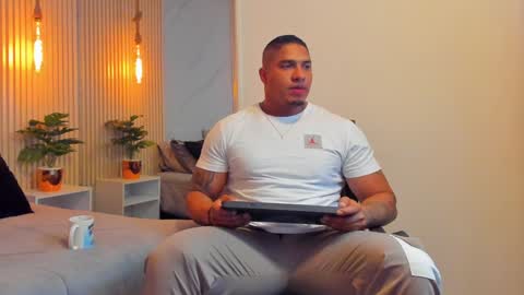 simeone_panda online show from 11/20/24, 11:47