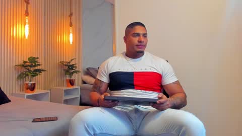 simeone_panda online show from 11/22/24, 11:22