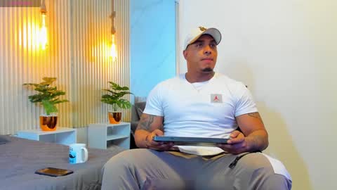 simeone_panda online show from 12/22/24, 03:38