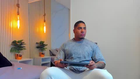 simeone_panda online show from 12/12/24, 11:20