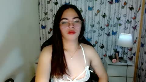 sofia_ava24 online show from 11/18/24, 03:21