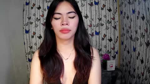 sofia_ava24 online show from 12/18/24, 04:37