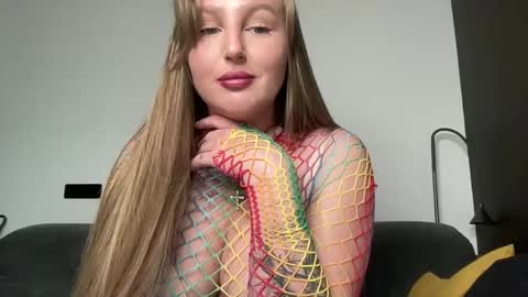 sonya_tight online show from 12/05/24, 12:42