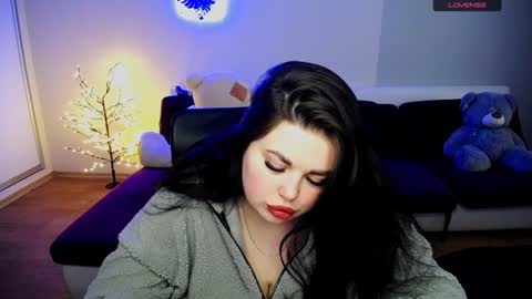 sophia__olsen online show from 11/16/24, 06:20