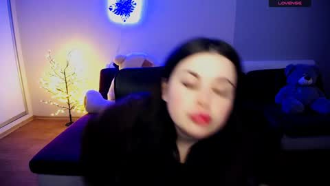 sophia__olsen online show from 11/17/24, 06:33