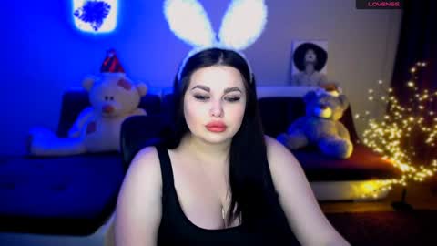 sophia__olsen online show from 11/29/24, 06:36