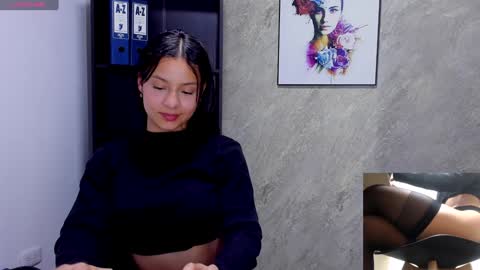 sophie_diaz_ online show from 12/05/24, 12:42