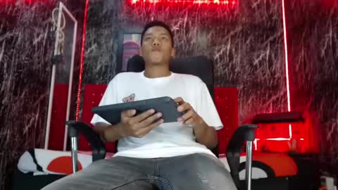 stiven_kingg online show from 01/19/25, 08:39