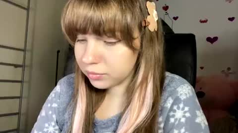 sweetalissa18 online show from 11/25/24, 02:52