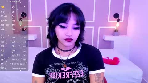 Tashaqueen online show from 12/10/24, 12:54