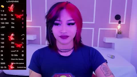 Tashaqueen online show from 01/10/25, 11:55