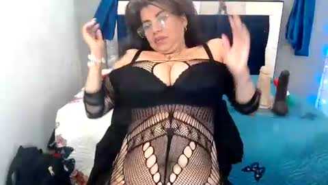 VIKY ADAMS online show from 12/11/24, 02:37