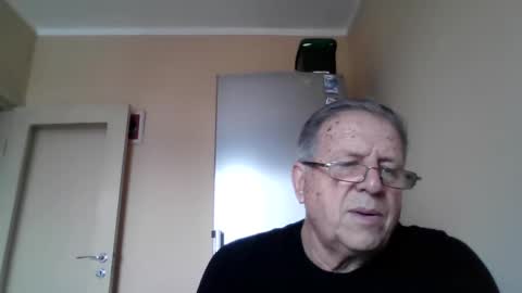 wer_tman157868 online show from 12/23/24, 11:17