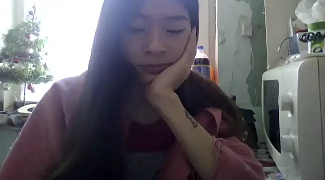 CarlyJoy online show from 12/21/24, 08:52