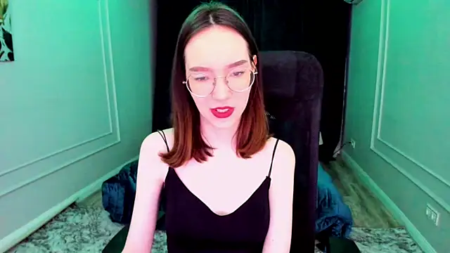 RiskyBeauty 1 online show from 01/16/25, 04:31