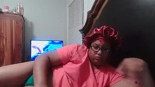 ebonyred online show from 12/12/24, 03:24