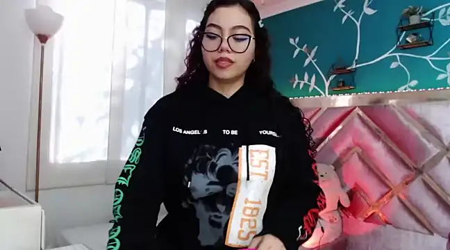 im paola  online show from 11/25/24, 01:38