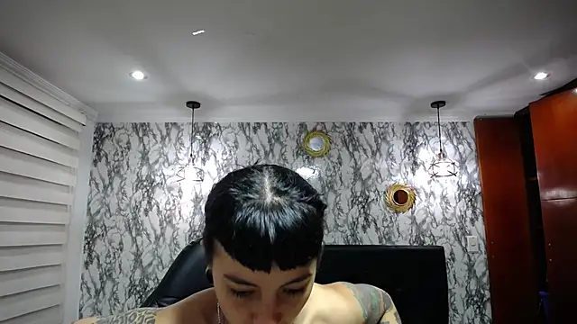 Naughty Kittenm online show from 11/27/24, 10:52