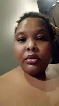 fatafricanqueen online show from 11/25/24, 07:22