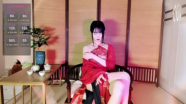 XiaoQing 1811 online show from 11/26/24, 04:24