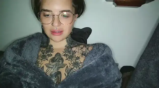 Rubyrichhxo online show from 01/02/25, 09:39