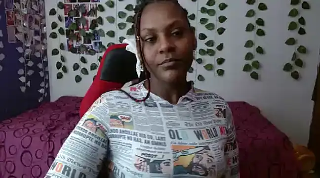 dulce banks  online show from 12/06/24, 03:54