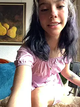 MIA CUUTE- online show from 11/12/24, 07:50