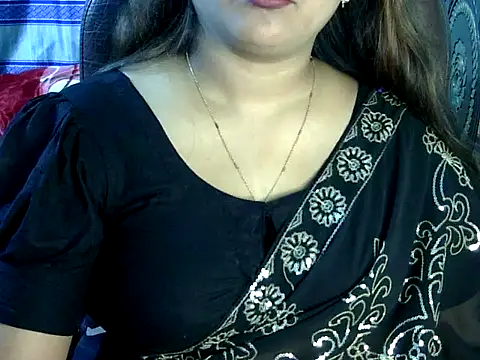 BengaliQueenStar online show from 12/18/24, 03:40