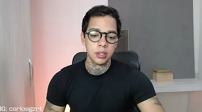 carlosMarssss online show from 01/04/25, 12:21