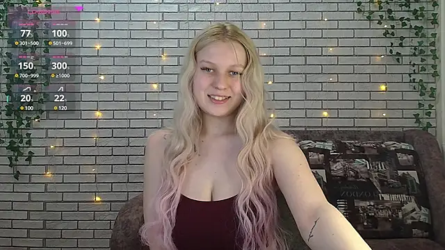 EmiliaDuchess online show from 12/04/24, 02:23