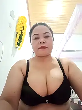 Sexy-bigtits2024 online show from 12/03/24, 01:45