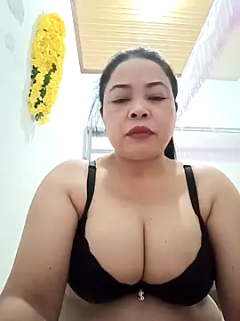 Sexy-bigtits2024 online show from 11/28/24, 04:25