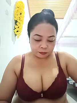 Sexy-bigtits2024 online show from 12/11/24, 02:06