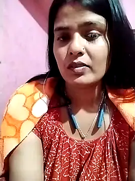 Hot Pakhi online show from 01/03/25, 04:50