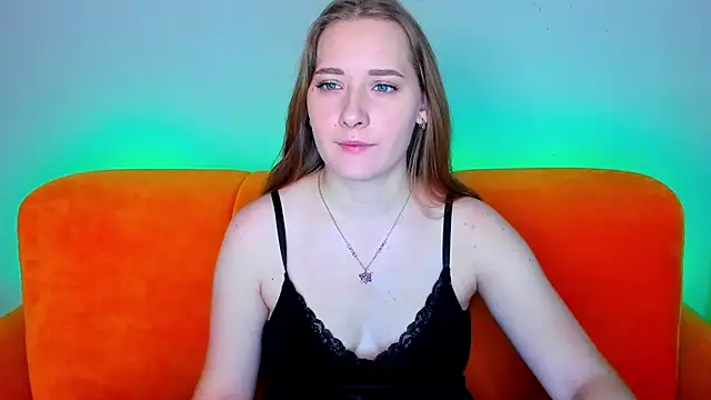 AlinaVice online show from 12/31/24, 01:08