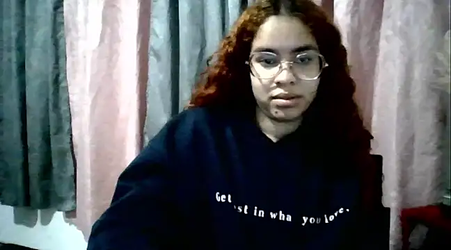 GreciaRuiz online show from 12/04/24, 01:56