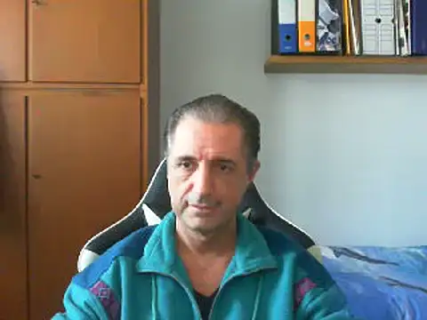 lliuk70mi online show from 12/01/24, 02:04