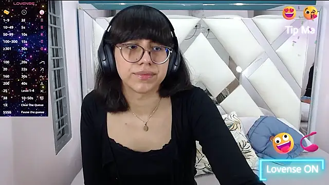 Nataly Cloud online show from 11/22/24, 12:28