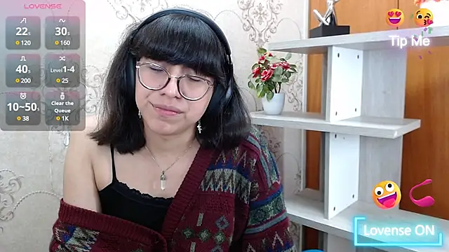 Nataly Cloud online show from 12/15/24, 12:46