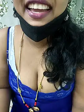 malavika999 online show from 12/06/24, 01:23