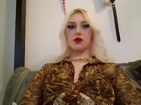 gothbimbo420666 online show from 12/17/24, 08:22