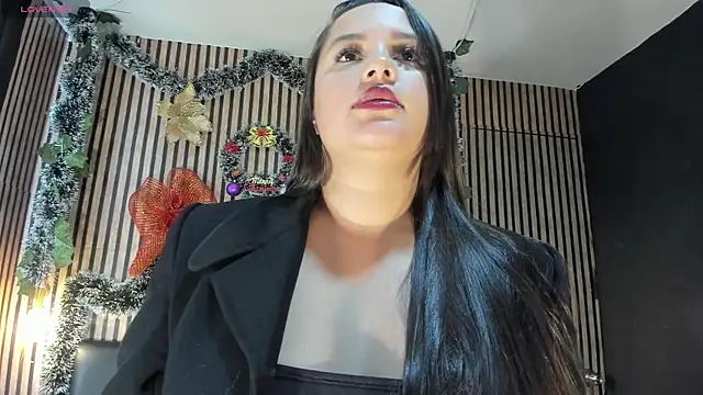 Victoria Ponce1 online show from 12/22/24, 08:41